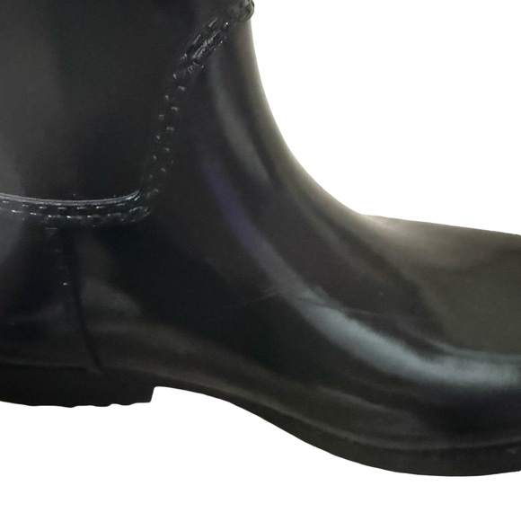 Michael Kors Waterproof Rubber Rain Boots Glossy Black Size 7 $150 Stylish - Picture 8 of 10